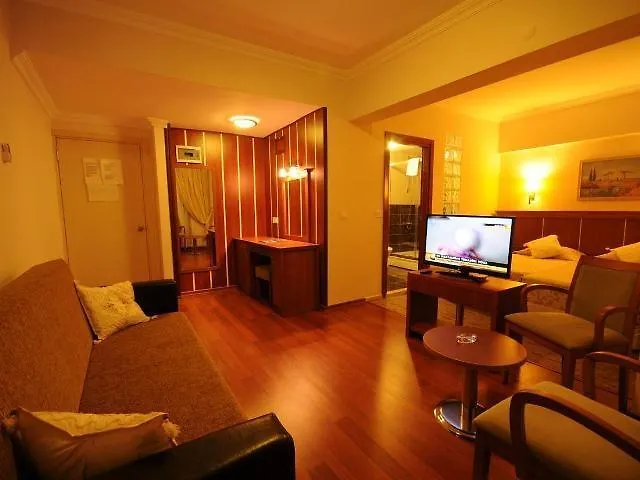 Diva Hotel 2*