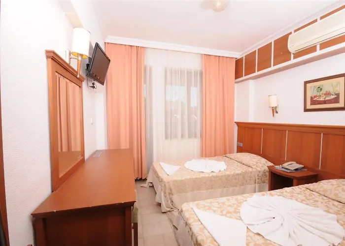 Diva Hotel İçmeler